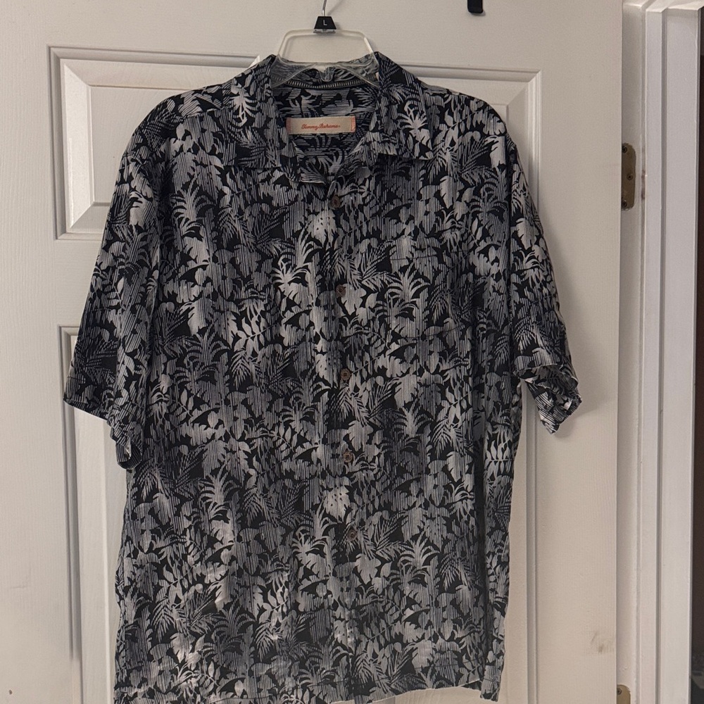 Tommy Bahama Black and White Tropical Men's Shirt